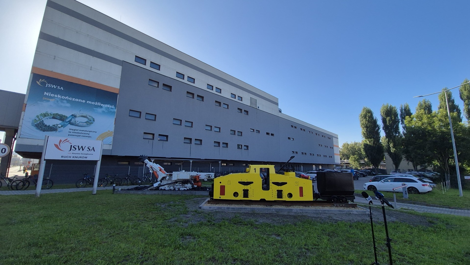 Kopalnia Knurów: górnicy pełni nadziei. Trwa akcja ratunkowa